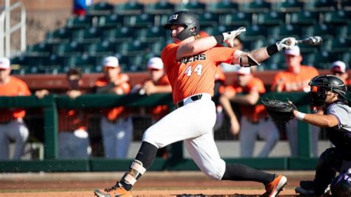 Do baseball players have speakers in their helmets?