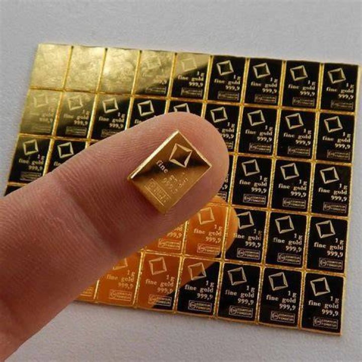 Is it worth it to buy 1 gram gold bars?