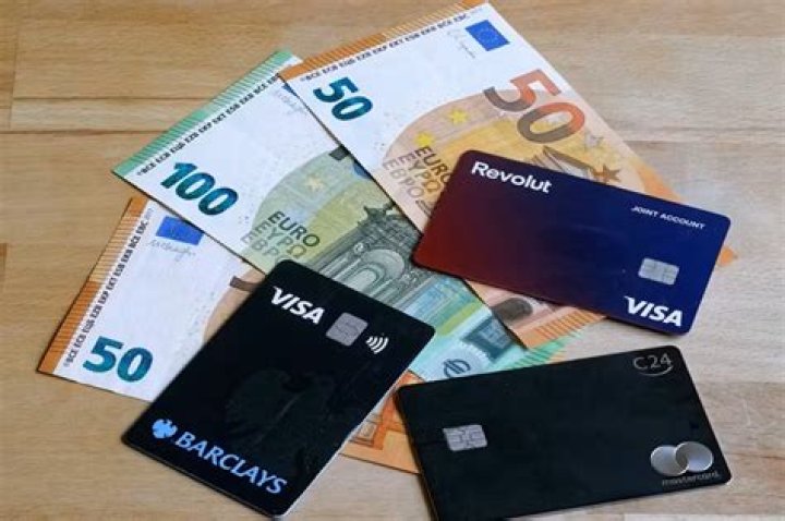 What credit cards are widely accepted in France?