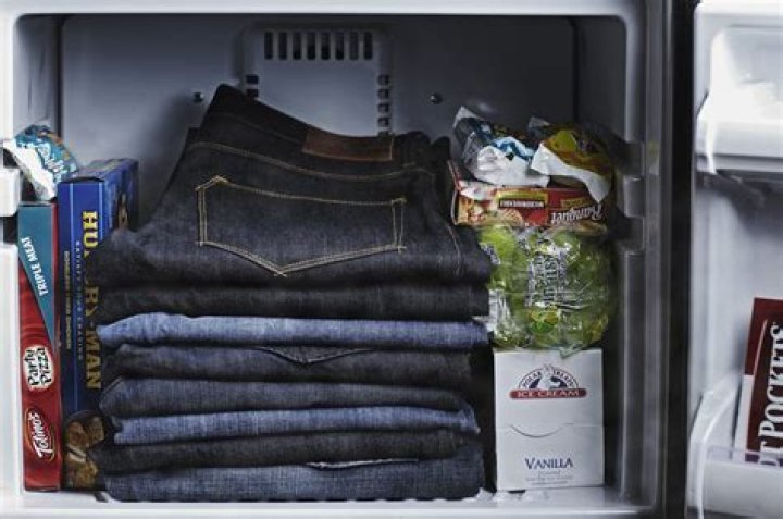 What happens when you put jeans in the freezer?