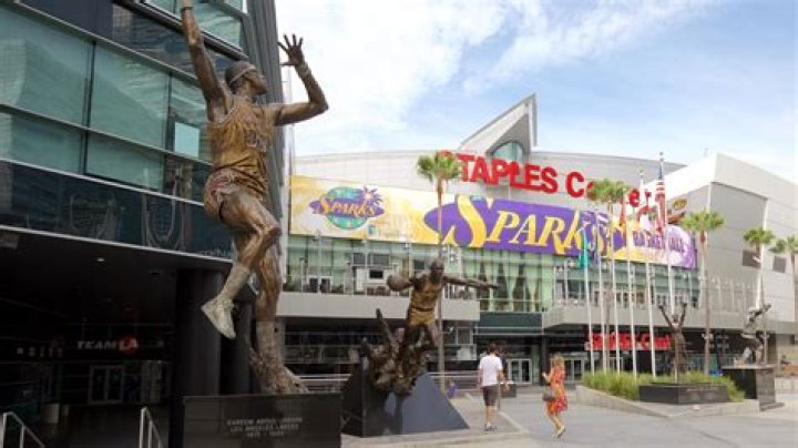 Who has sold out the Staples Center?