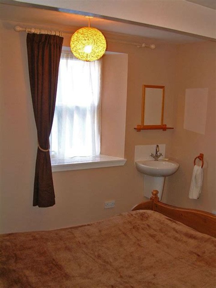 Why are there sinks in bedrooms in Europe?
